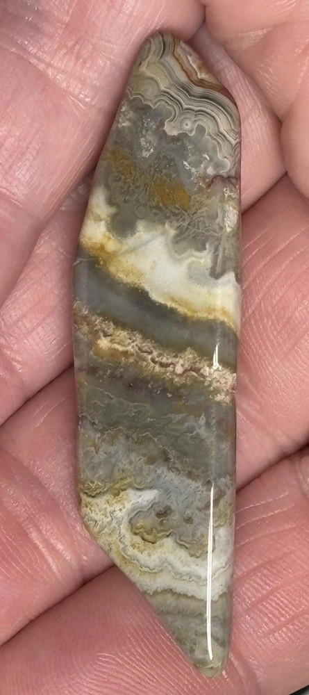 Agate Brooch Natural Stone Glossy Cream Gray Brown Tones 2 Inch