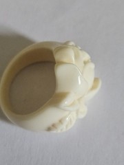 Vintage Ivory Lucite Plastic Carved Rose Flower Ring Size 8