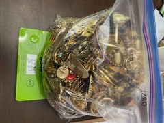 7.14 Pound Gold Tone Vintage To Modern Costume Jewelry Lot 100+ Pieces (K)