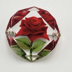 VTG reverse-carved Lucite Brooch Red Rose Leaves Faceted Octagonal Acrylic 1950s