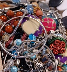 Vtg To Now Jewelry Lot All Good Wearable Necklaces Bracelets Earings Ring