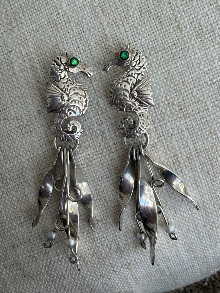 Vintage Seahorse Dangle Earrings Silver Tone Green Eyes 3in Drop Animal
