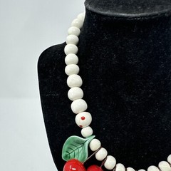 Vintage Rare Ruby Z FLYING COLORS APPLE LEAF Funky Necklace