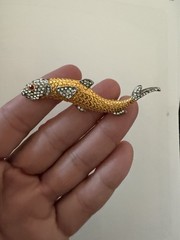 MMA Metropolitan Museum of Art Gold Tone Fish Brooch ( Missing A Rhinestone)