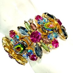 1964 JULIANA D&E HELIOTROPE WATERMELON RHINESTONE STATEMENT WIDE BRACELET BOOK