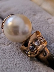 Vintage Goldtone Faux Pearl with Rhinestone Accents