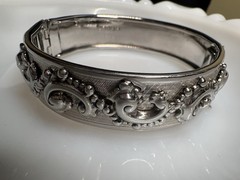 VTG Whiting & Davis Silver Tone 3D Paisley Design Bracelet 6.5-7.25