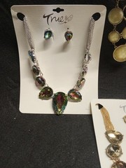 Vintage 2 Modern Costume Jewlery Lot Statement Necklaces Earrings Bracelets Pins