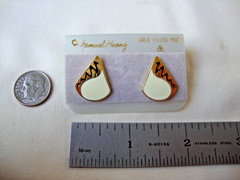 VINTAGE SAMUEL HUANG DESIGNER CLOISONNE RETRO MOD BLACK & WHITE STUD EARRINGS
