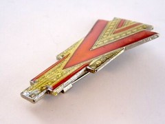 Vintage Art Deco Skyline Design Red Enamel Brooch Unsigned Pin City Scape 2.25In