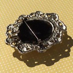 Vintage Victorian Style Goldtone Needlepoint Flower Brooch Lavender Yellow Flora