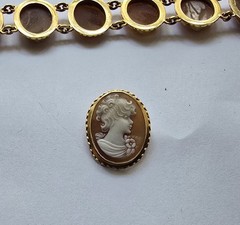 18K Gold 750 Italian Shell Cameo Bracelet P Giacomo Tozzi Firenze w/ Box