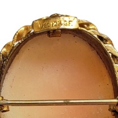 Vintage 1/23 12k Gold Filled Hand Carved Shell Cameo Brooch