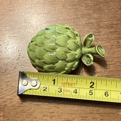 Vintage Mid Century Green Coro Artichoke Brooch Pin Enamel Metal 2.5in