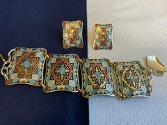 Vtg Costume Jewelry Lot Trifari Monet Matching Sets Enamel Rhinestone MOP