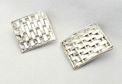 Sterling Silver Clip Earrings Hammered Woven Basket Weave EUC 9.6 Grams Vintage