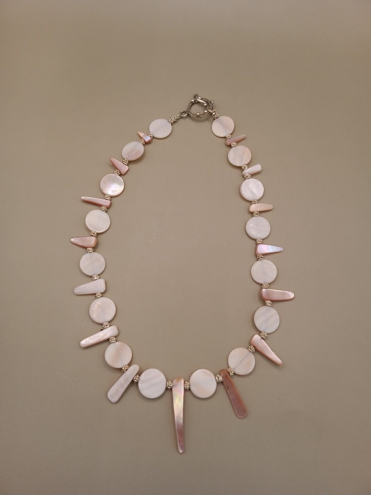 Vtg Handmade 925 Sterling Silver Mother Of Pearl Beaded Necklace 17.75″