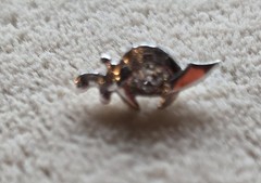 Shriners Pin 14k White Gold W/ Diamond Crescent Sword 0.5 Gram No Button