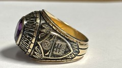 Men’s Vintage 10K Yellow Gold 1977 Holy Cross Class Ring-Size 11.
