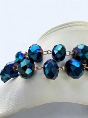 Stunning Vintage-Style Iridescent Peacock Blue Faceted Glass Rope Necklace