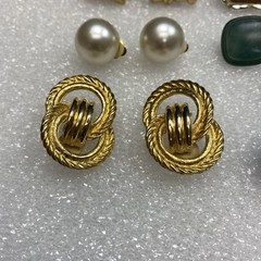 (9 Pairs) Vintage Unmarked Clip On Earrings Gold & Silver Tone (#1014)
