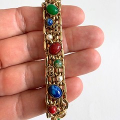 VTG Victorian Revival Gold-tone Bracelet Multi-colored thermoset cabochon stones