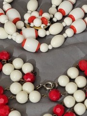 Vintage Glass Bead Lot of 2 Spring Ring Closure Red White Round 18