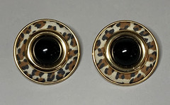 Vtg 80s Leopard Print Cabochon Faux Stone Center Gold Tone 1.5″ Clip On Earrings