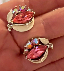 Vintage 1950 Lisner? Pink Rhinestone and White Enamel Parure. Stunning