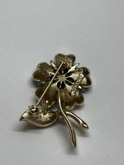 Sarah Coventry Flower Brooch Gold Tone Floral Pin and clip on earrings blue
