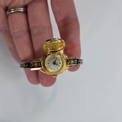 Vintage JAI 17 Jewels Peek A Boo Watch Elegant Floral Black Gold Swiss Made