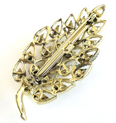Vintage Gerry’s Yellow Enamel Leaf Gold Tone Pin 2.5″