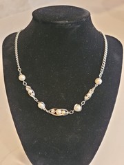 Vintage Faux Pearl Silver Tone Necklace 16″ Mid Century Modern Costume Jewelry