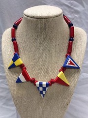 Stunning vtg. Flying Colors Hand Painted Ceramic Modern Blue Red White necklace