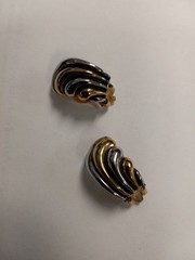 Vintage Domed Y2K Clip-On Earrings 1980-1990’s Design Era Imitation Silver Gold