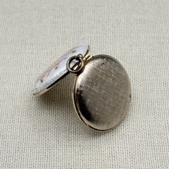 Vintage Guilloche Enamel Locket 2 Portrait Round Top Hinge Romantic Cottagecore