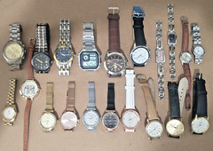 Lot of 20 watches vintage,retro,modern,costume,dress,casual,classic,newbattery’s