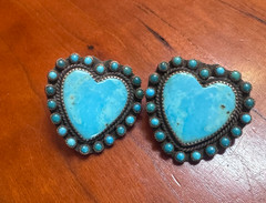 🩵 Vintage Turquoise Heart Earrings Sterling Native Zuni Style Cluster Halo OOAK
