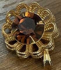 Very Nice Small Gold Tone/Brown Stone Pendant – A Must Have for Any Occassion!!!
