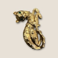 Vintage Estate Gold Tone Spotted Green Eyed Leopard Brooch Pin