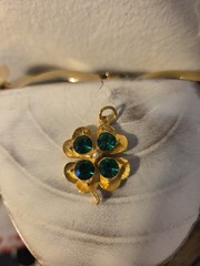 VINTAGE 4 LEAF RHINESTONE CLOVER CHARM PENDANT