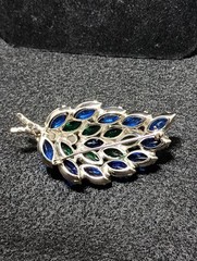 Vintage Emerald Green and Blue Leaf Style Brooch Silver Tone