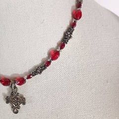 Cookie Lee Red Faceted Glass Silver Tone Daisy Beads Pendent Necklace 9 1/2″ NWT