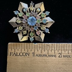 Vintage Multicolor Rhinestone Snowflake Brooch Gold Tone Starburst Pin