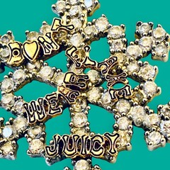 Juicy Couture Limited Edition 2006 Snowflake Charm Crystals DON’T FLAKE WEAR