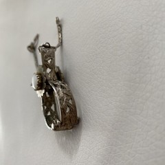 Vintage Cowboy Western Silver Goldtone Ladies Glove Clip Dangle Tie CLIP