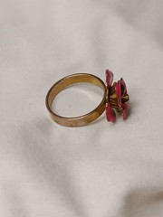 Vintage Rose Ring – Pink Enamel Flower – Size 9.5 – Metal Alloy Band