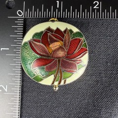 Vtg 1970s Cloisonne Enamel Lotus Blossom Pendant Necklace Gold Tone Boho Round