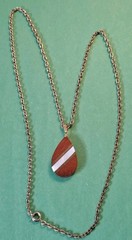 Vintage Inlaid MOTHER OF PEARL & WOODEN Pendant And Necklace in Gold Tone