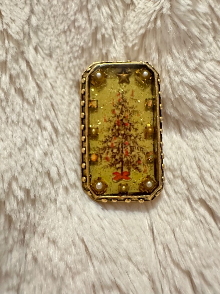 maximal art christmas pin